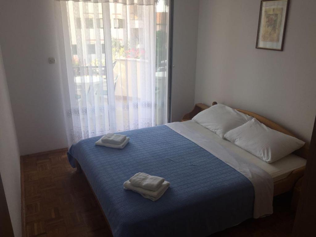 Apartmani Ana Malinska Zewnętrze zdjęcie