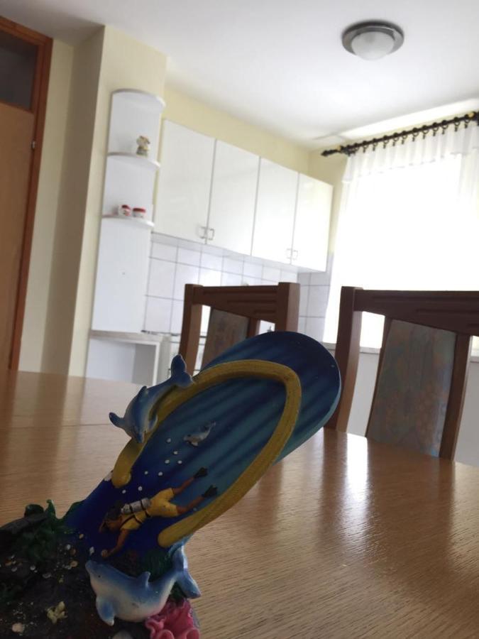 Apartmani Ana Malinska Zewnętrze zdjęcie