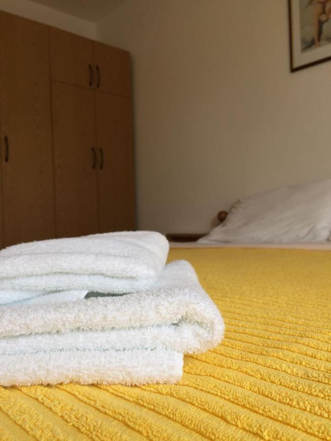 Apartmani Ana Malinska Zewnętrze zdjęcie