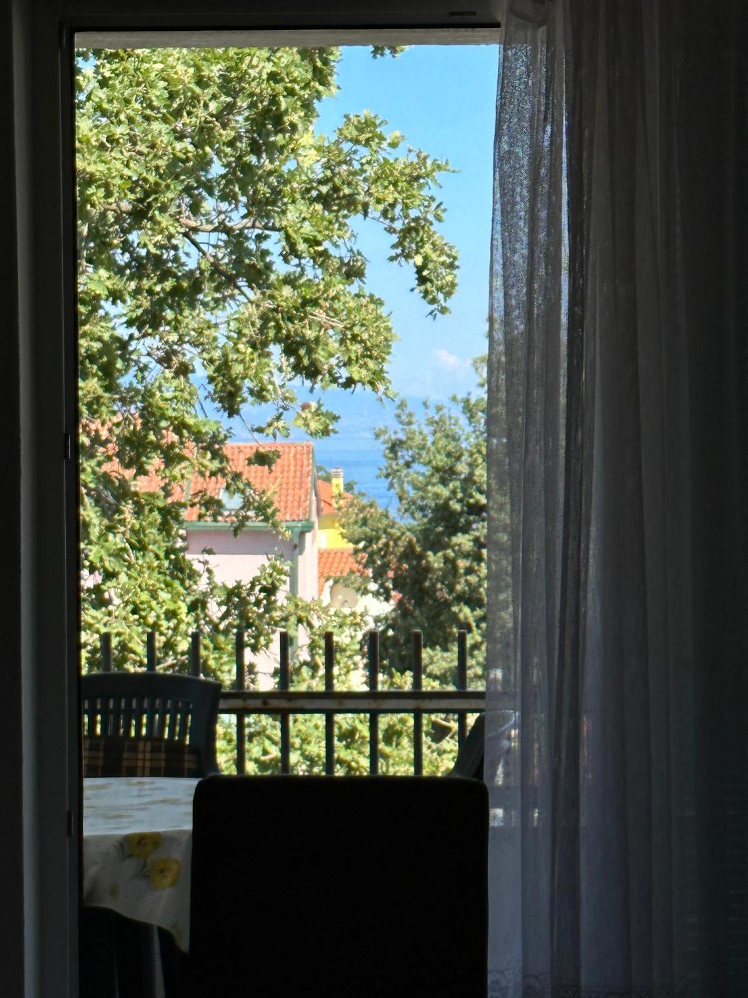 Apartmani Ana Malinska Zewnętrze zdjęcie