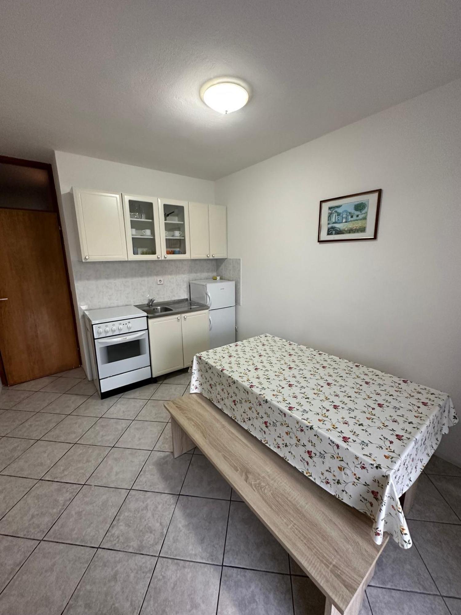 Apartmani Ana Malinska Zewnętrze zdjęcie