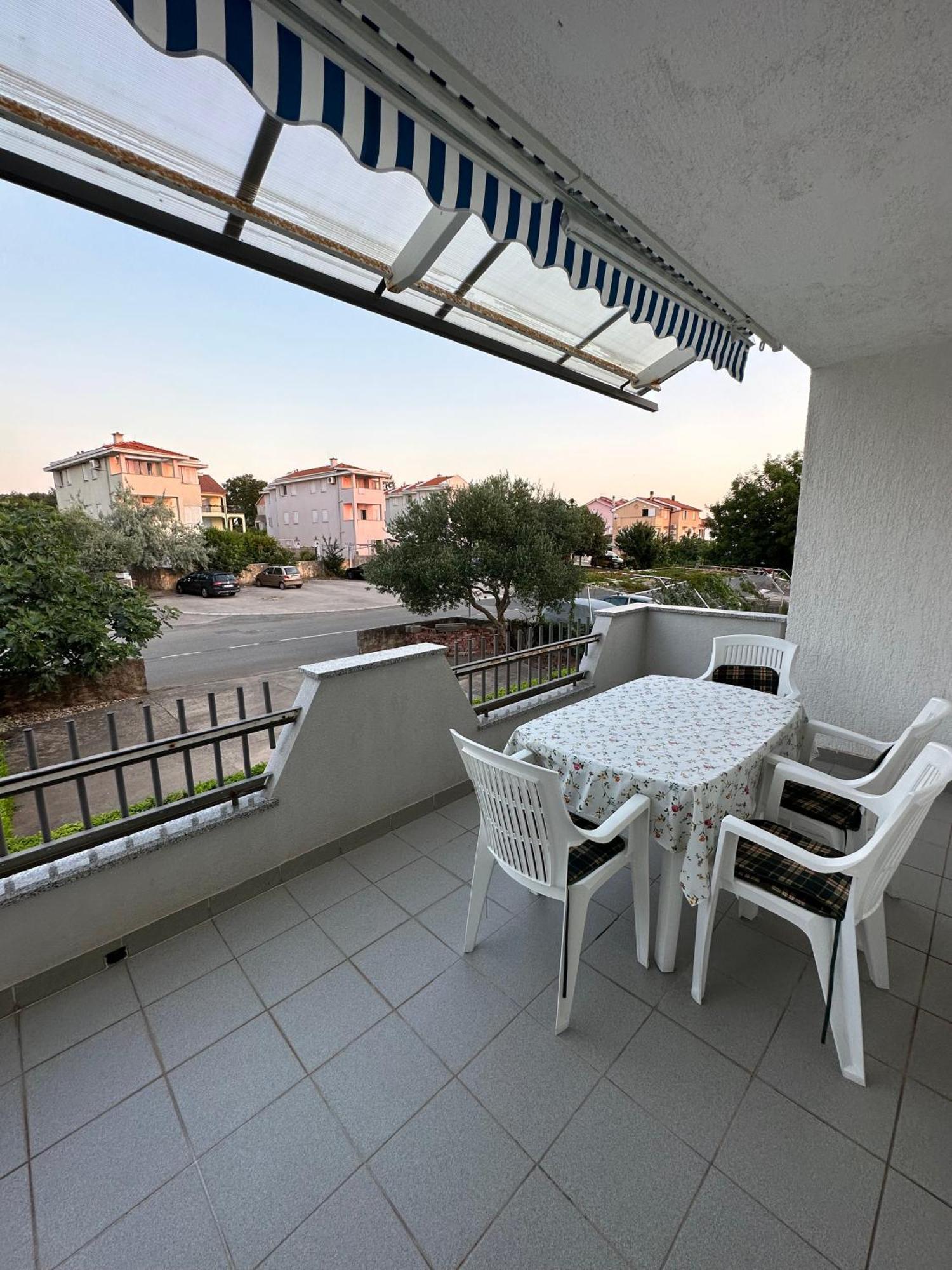 Apartmani Ana Malinska Zewnętrze zdjęcie