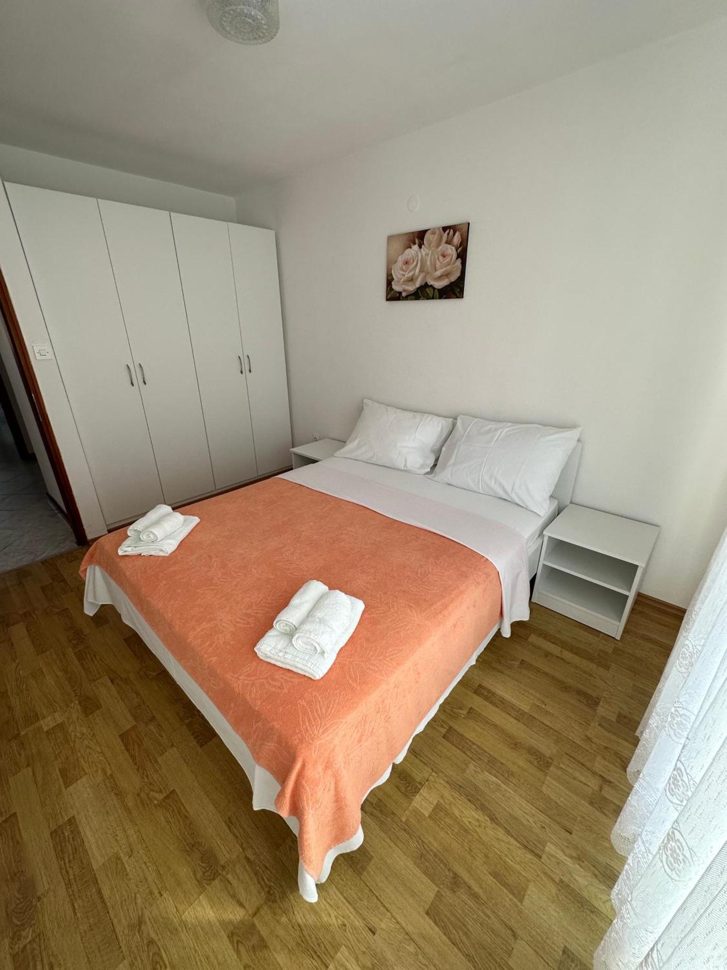 Apartmani Ana Malinska Zewnętrze zdjęcie